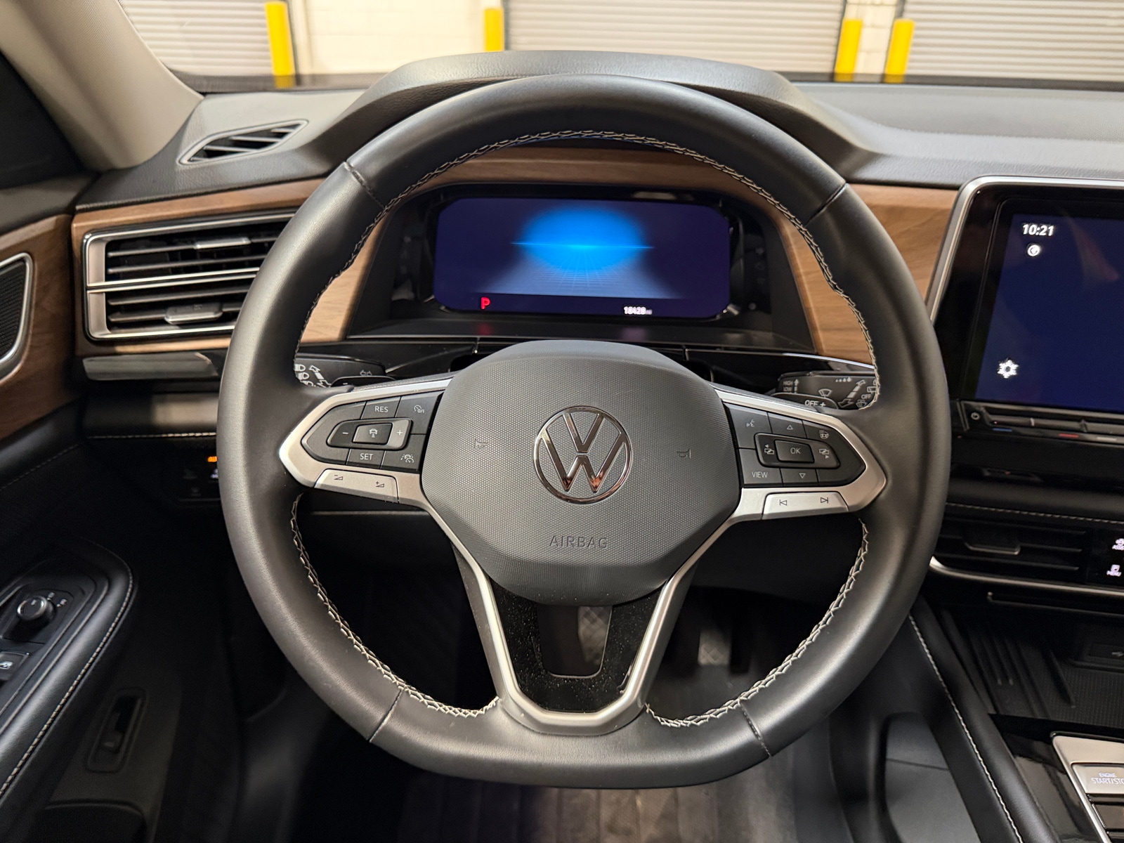 Thumbnail: 2026 Volkswagen Atlas - 5