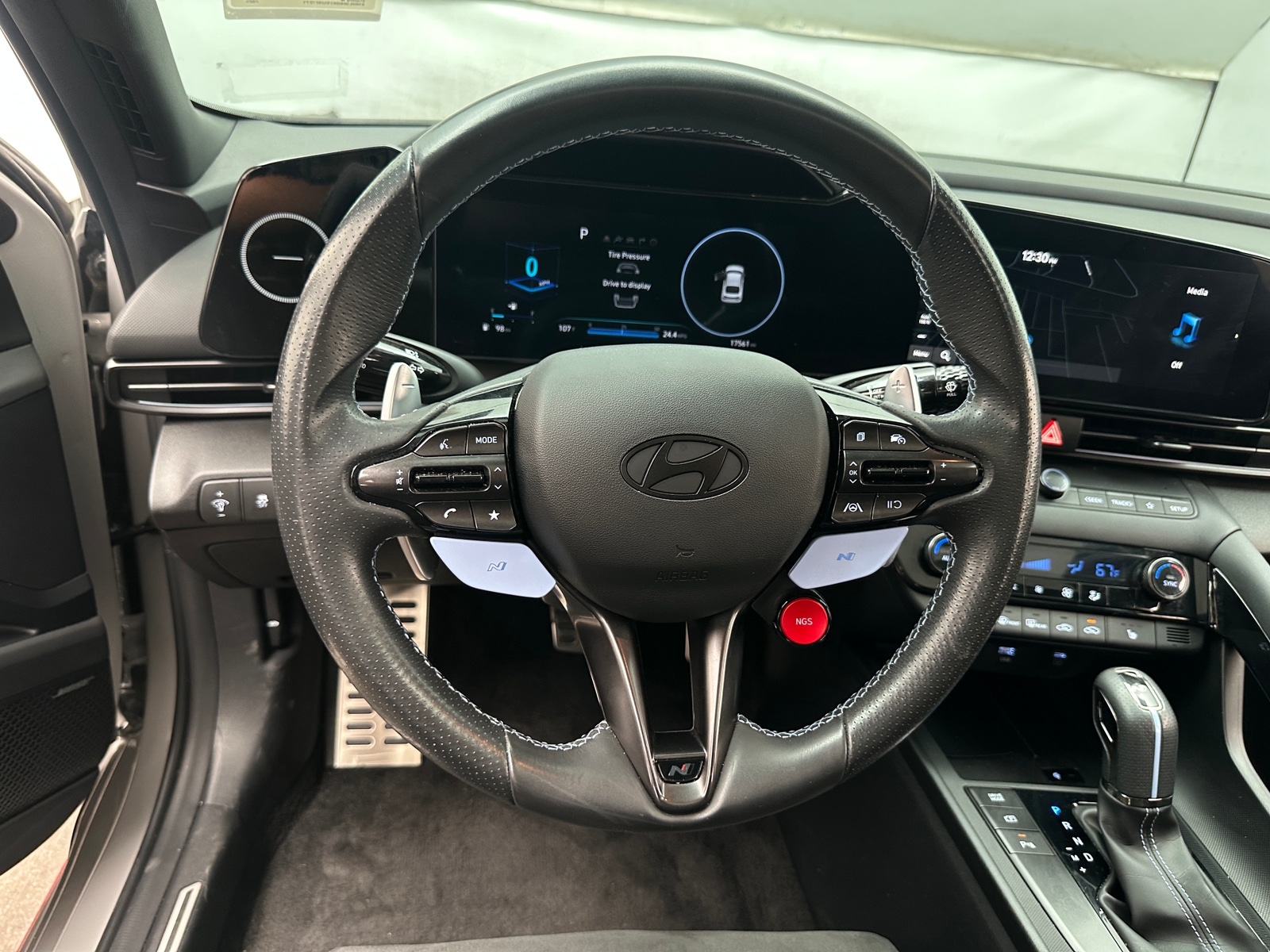 Thumbnail: 2025 Hyundai Elantra - 4