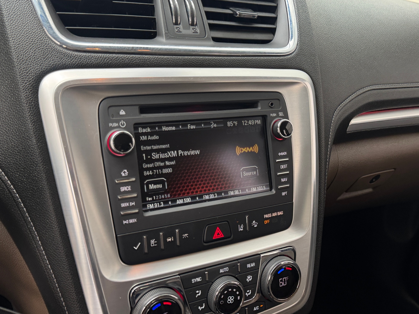 Thumbnail: 2017 GMC Acadia - 3