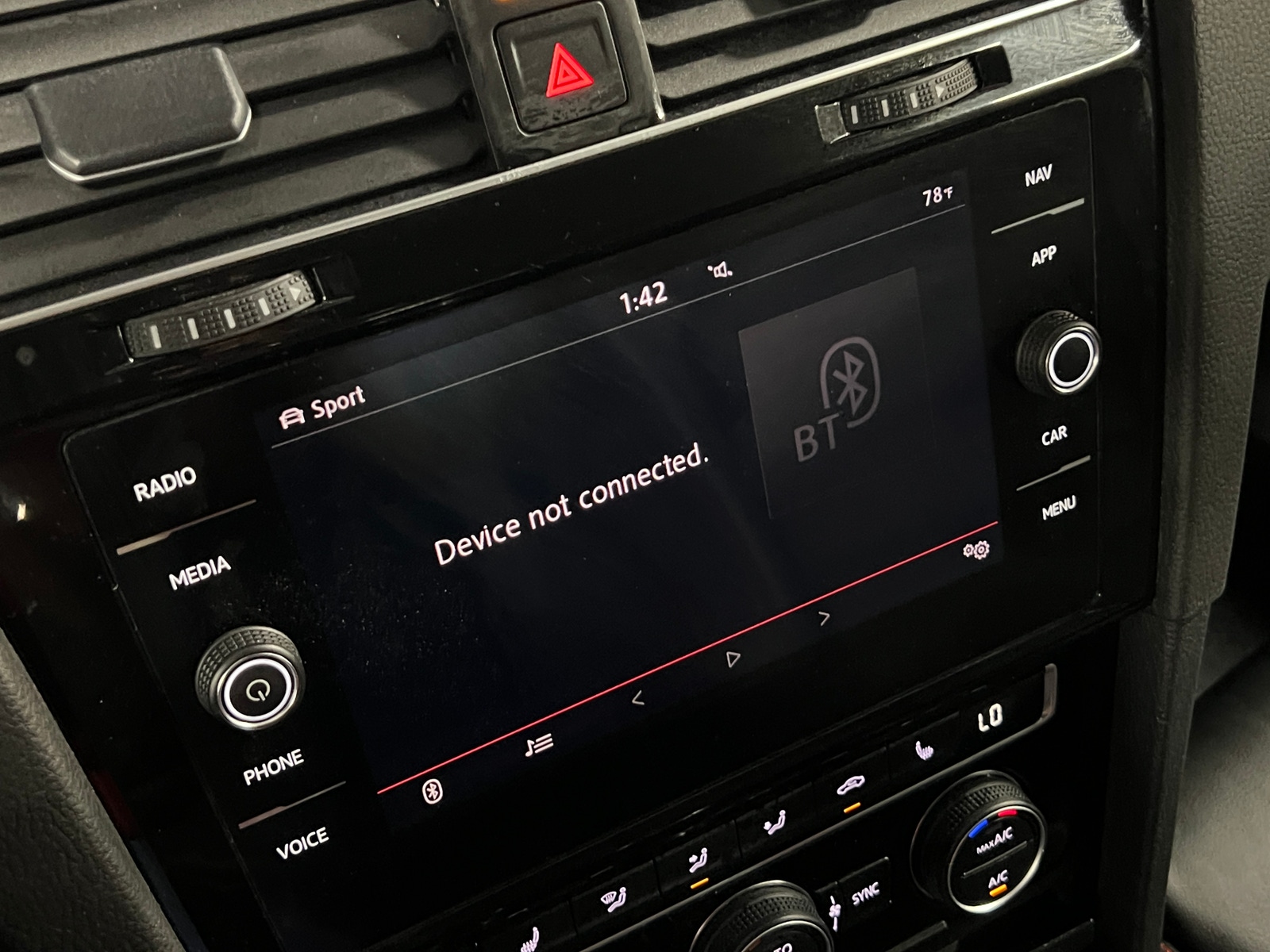Thumbnail: 2019 Volkswagen Golf - 4