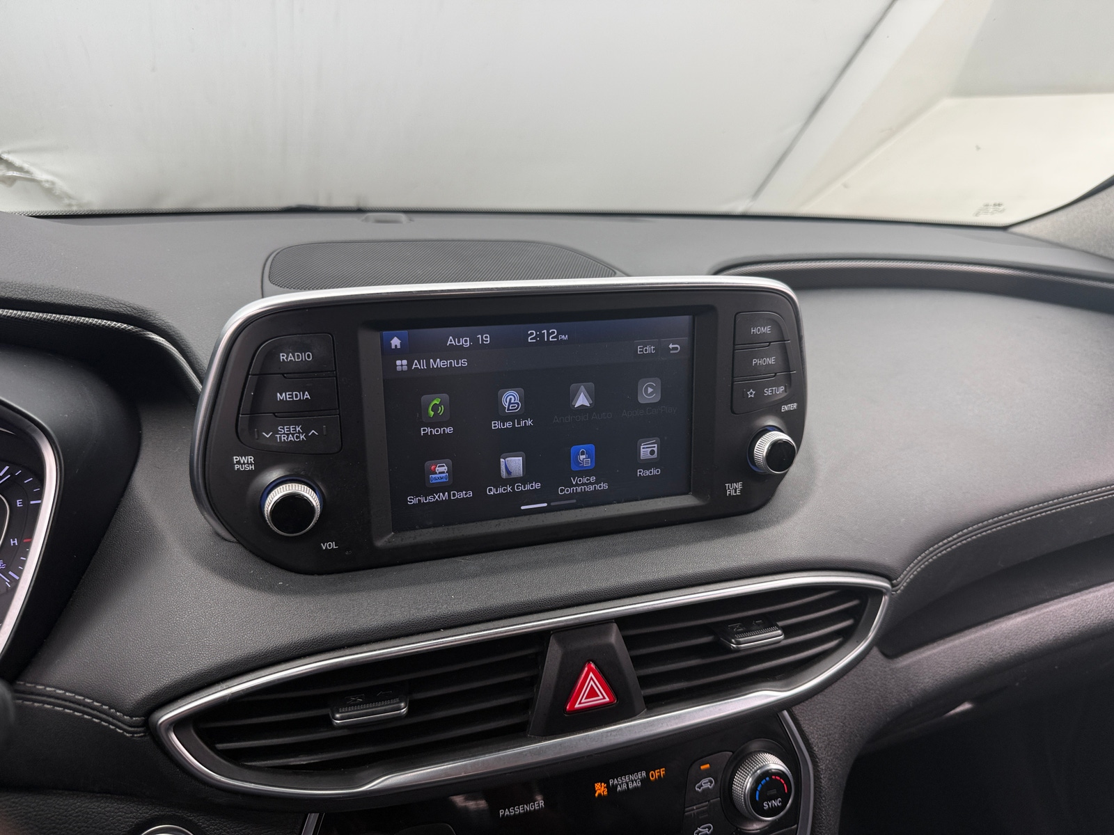 Thumbnail: 2019 Hyundai Santa Fe - 3