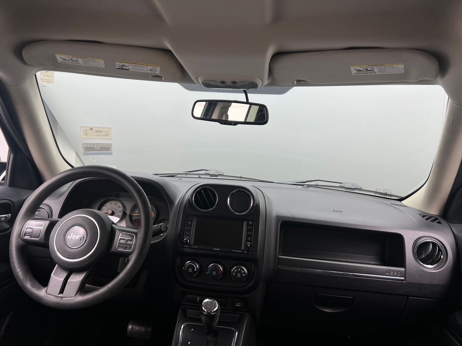Thumbnail: 2017 Jeep Patriot - 3