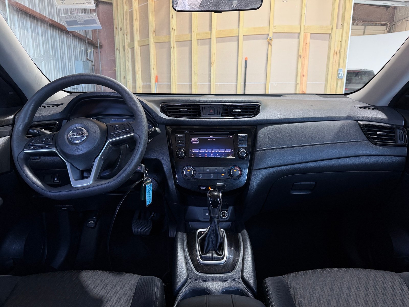 Thumbnail: 2018 Nissan Rogue - 3