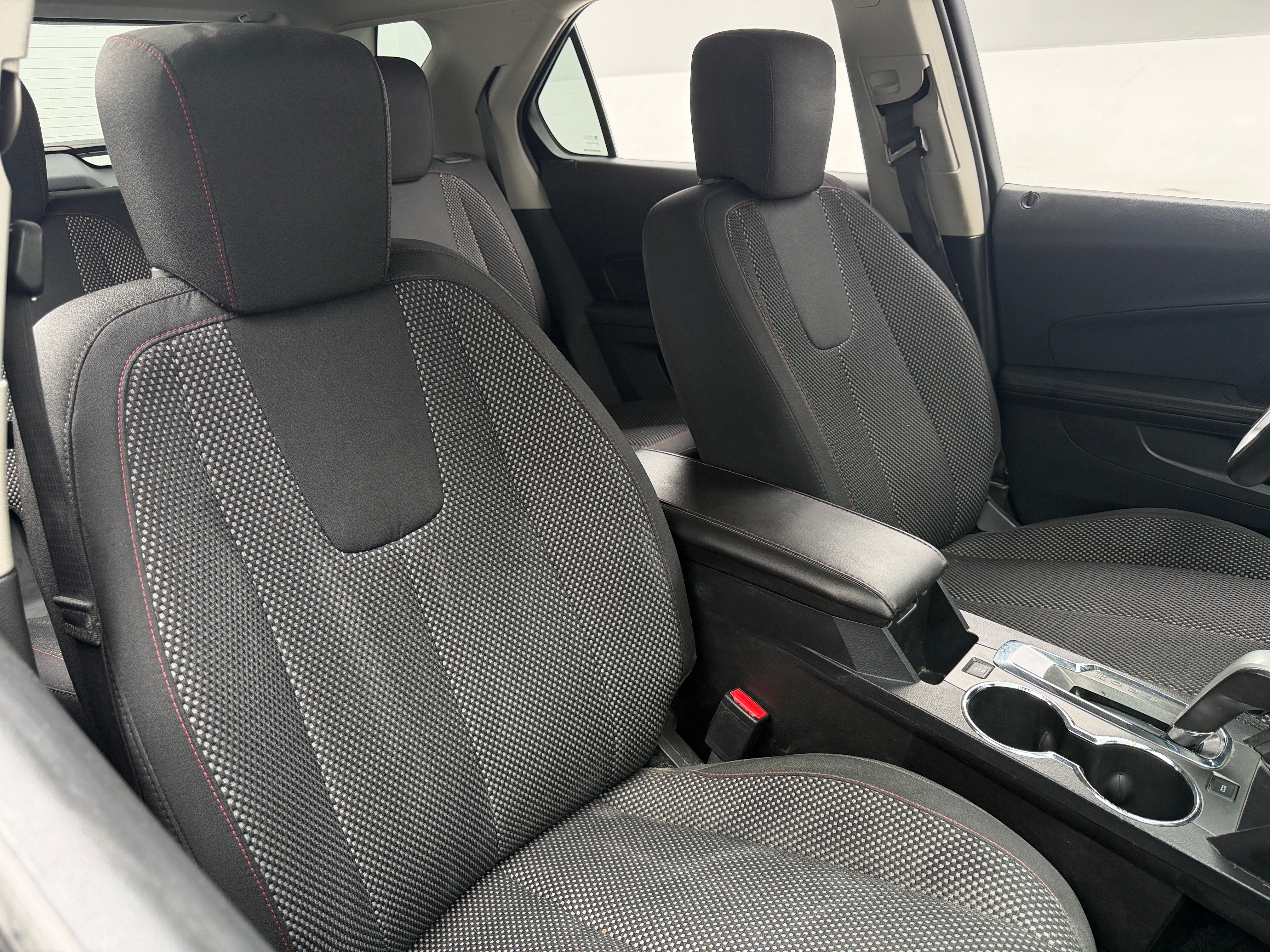 Used 2015 Chevrolet Equinox 1LT with VIN 2GNALBEKXF6431194 for sale in Pewaukee, WI