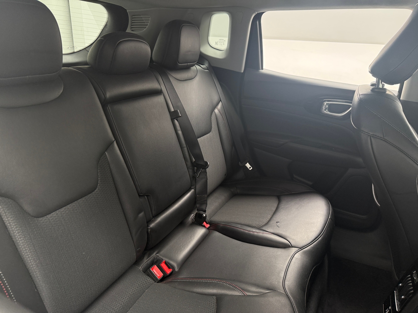 Thumbnail: 2022 Jeep Compass - 6