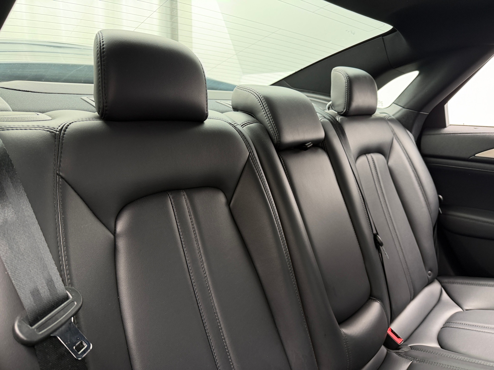 Thumbnail: 2017 Lincoln MKZ - 5