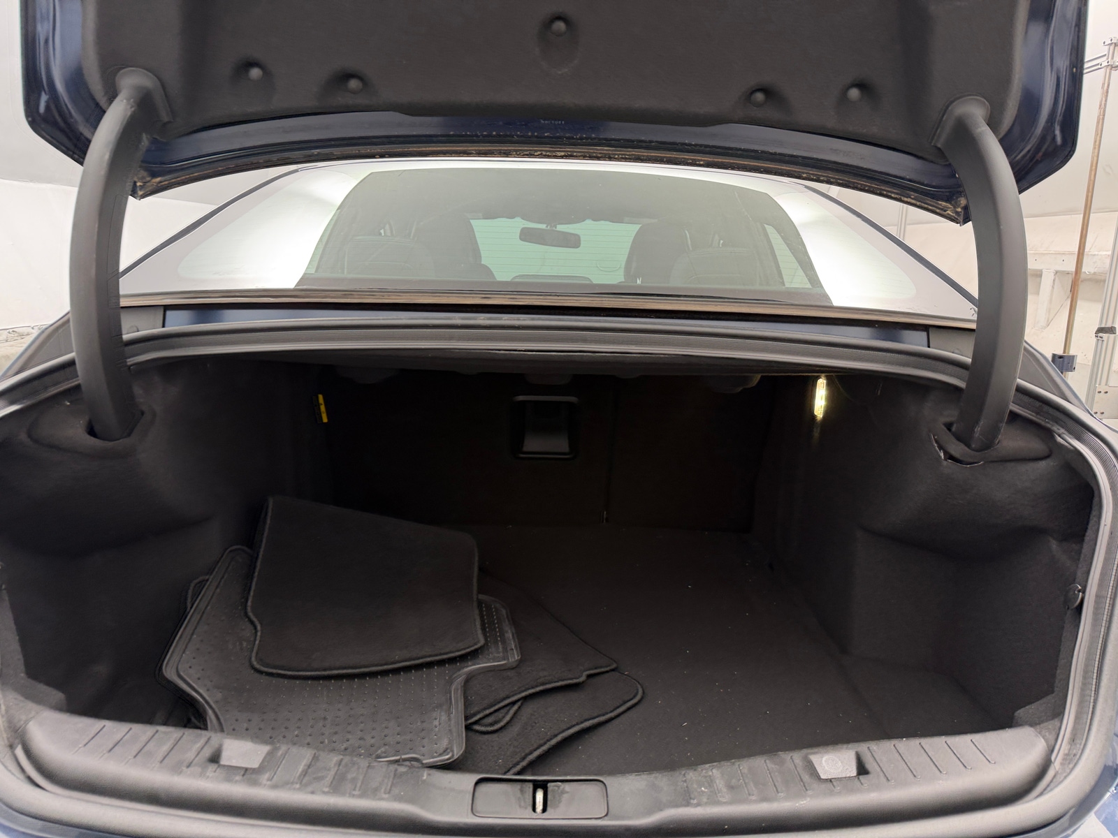 Thumbnail: 2017 Lincoln MKZ - 6