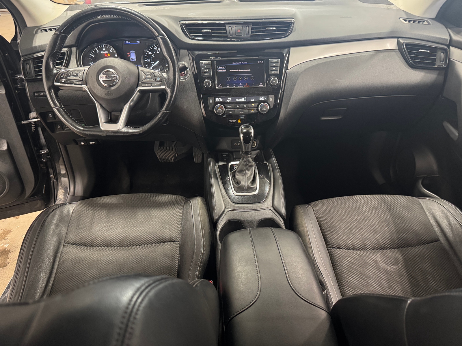 Thumbnail: 2020 Nissan Rogue Sport - 2