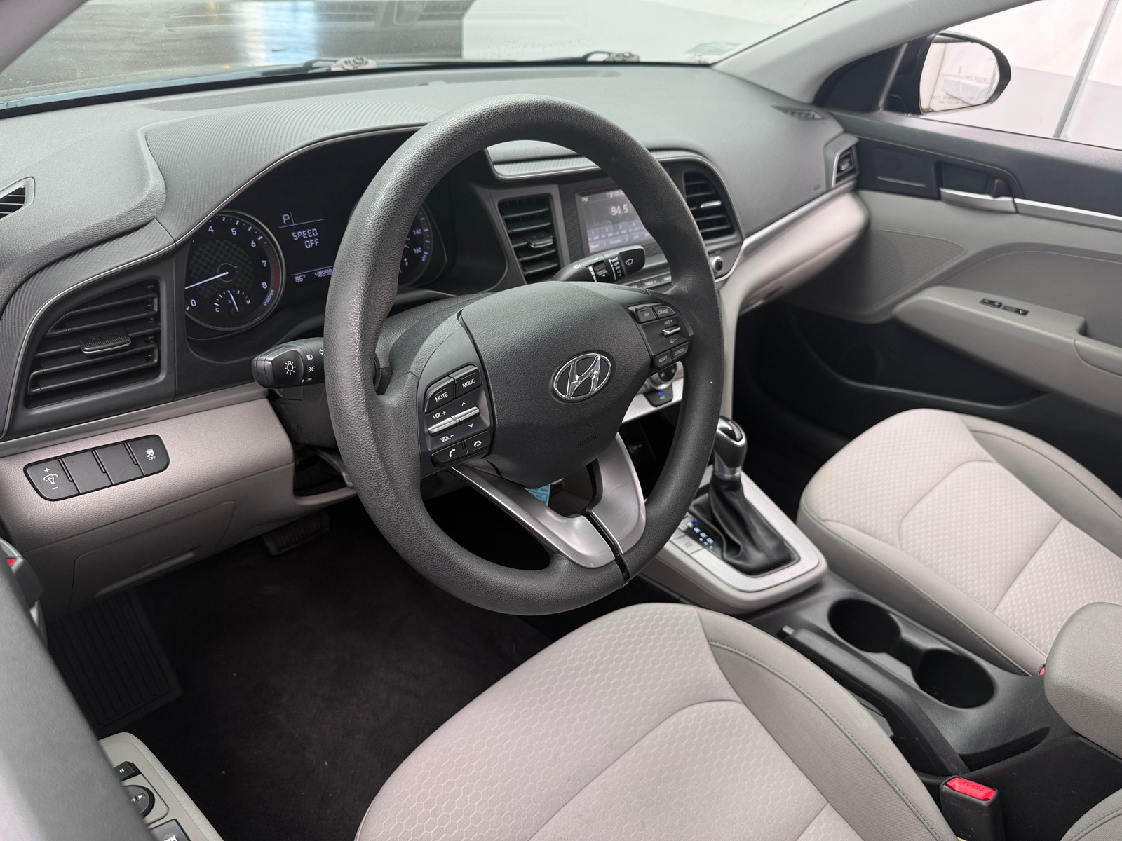 Thumbnail: 2019 Hyundai Elantra - 3