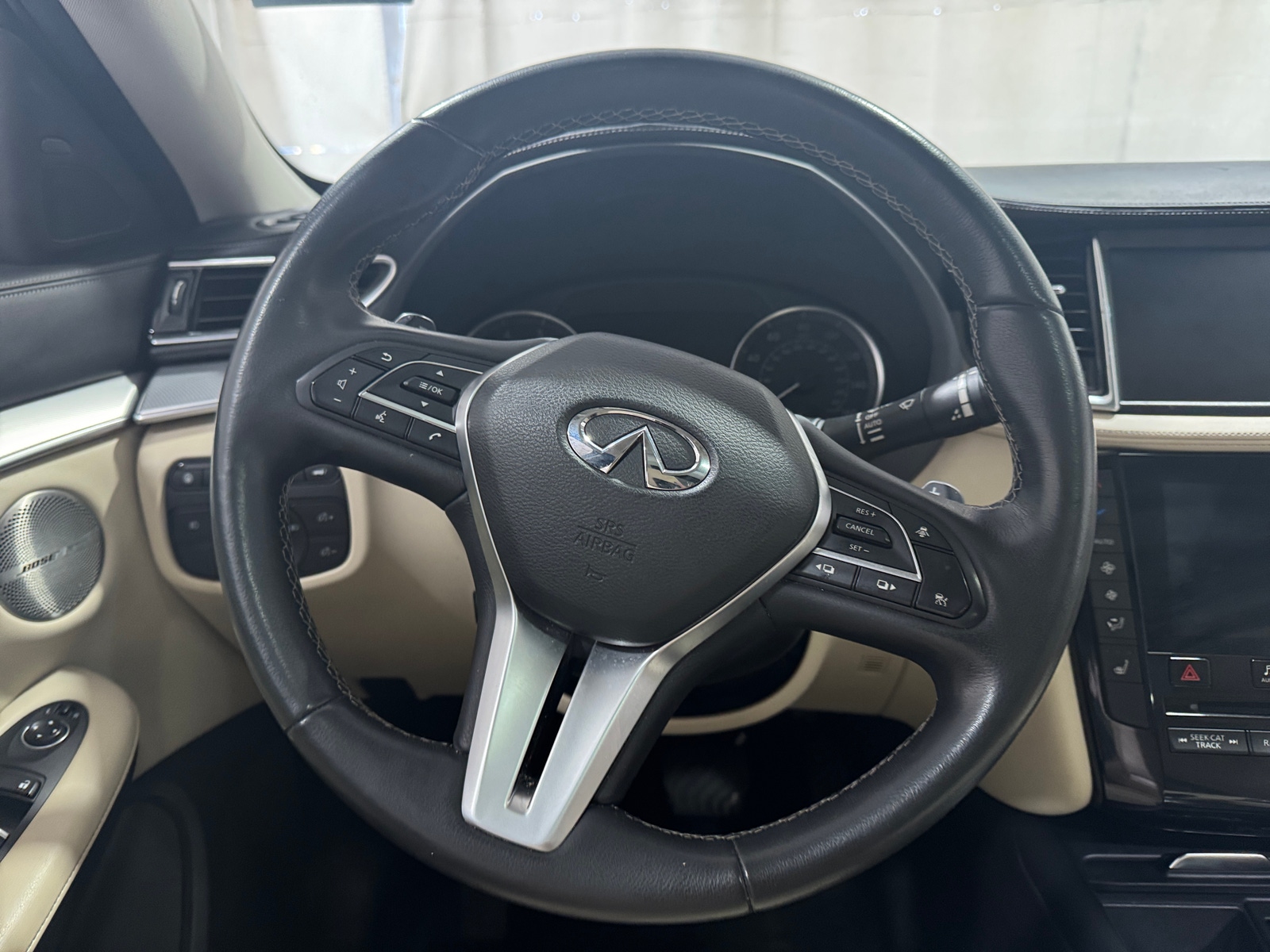 Thumbnail: 2019 INFINITI QX50 - 4