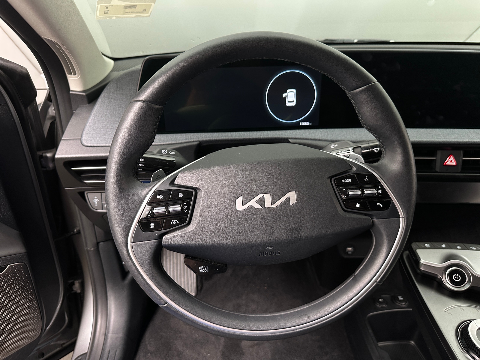 Thumbnail: 2024 Kia EV6 - 4
