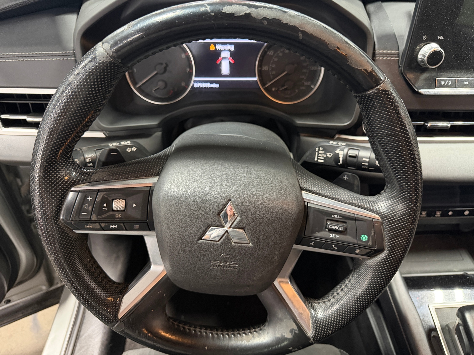 Thumbnail: 2022 Mitsubishi Outlander - 5