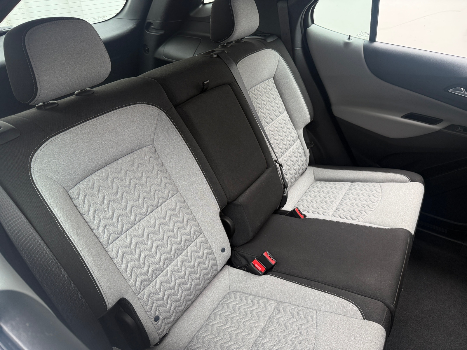 Thumbnail: 2022 Chevrolet Equinox - 6
