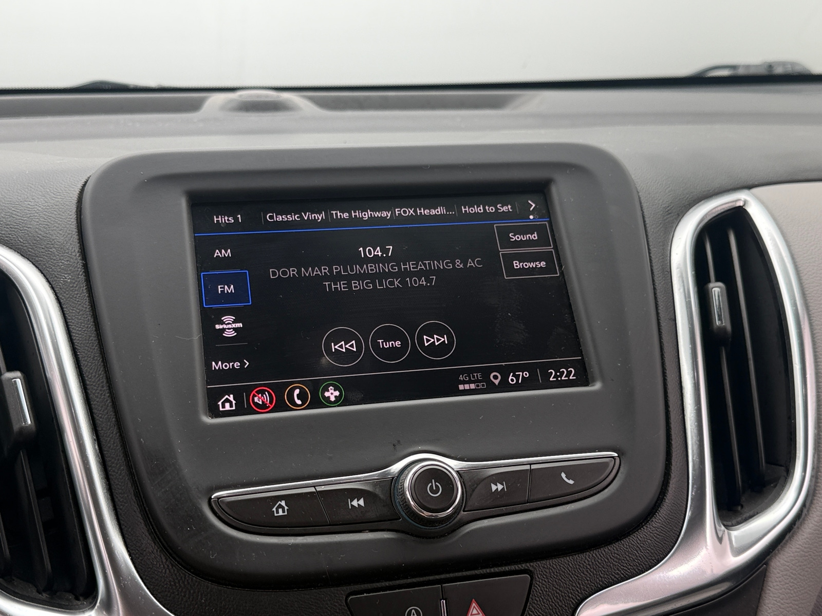 Thumbnail: 2022 Chevrolet Equinox - 4