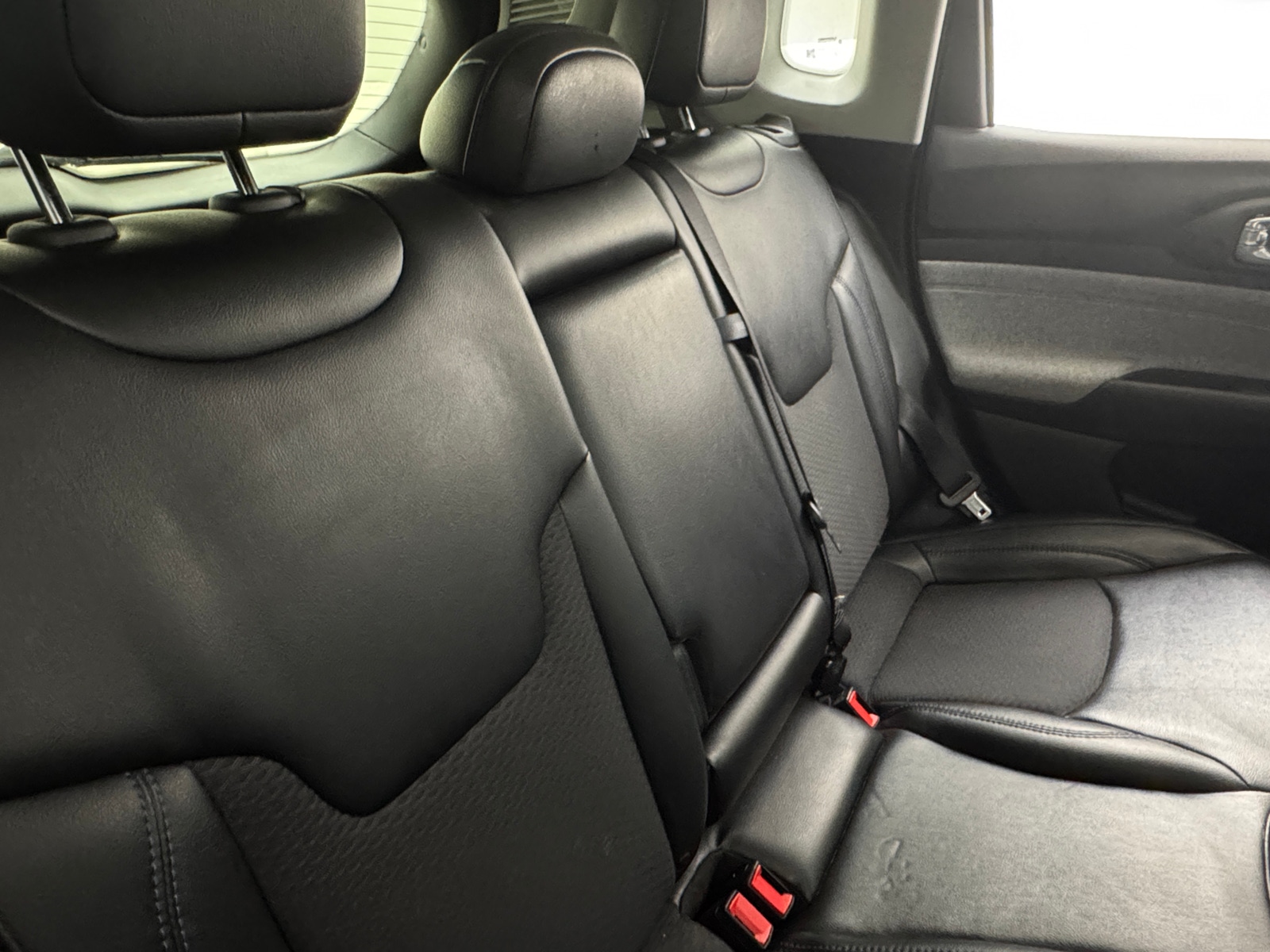 Thumbnail: 2022 Jeep Compass - 6