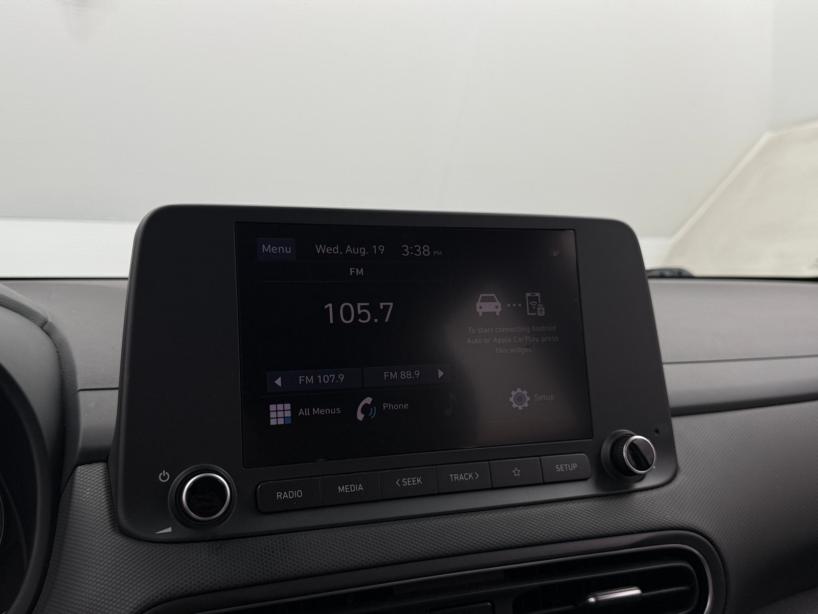 Thumbnail: 2023 Hyundai Kona - 4