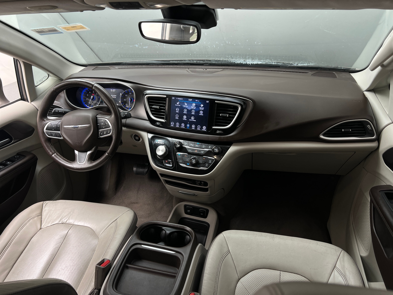 Thumbnail: 2018 Chrysler Pacifica - 2