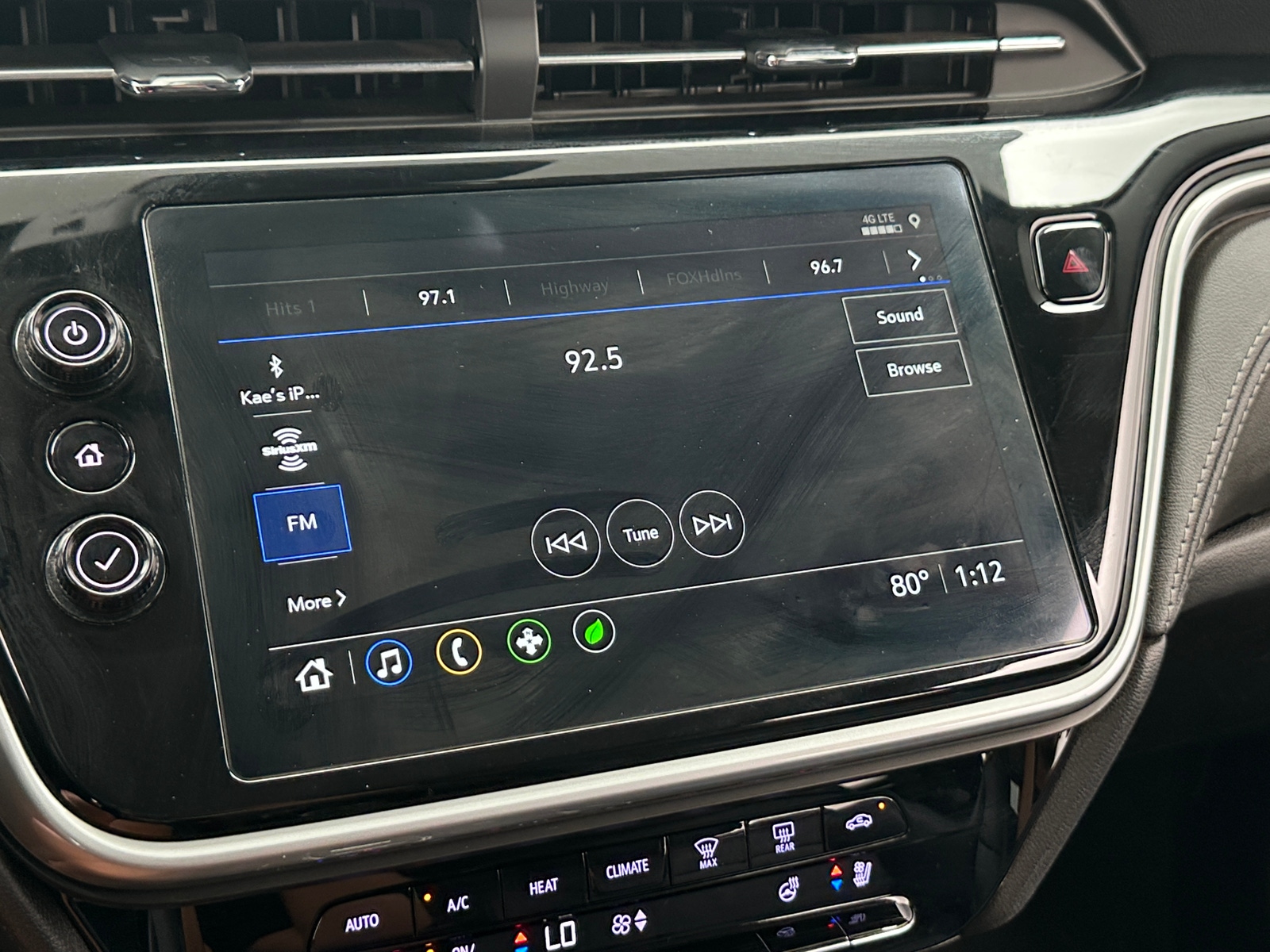 Thumbnail: 2023 Chevrolet Bolt EUV - 3