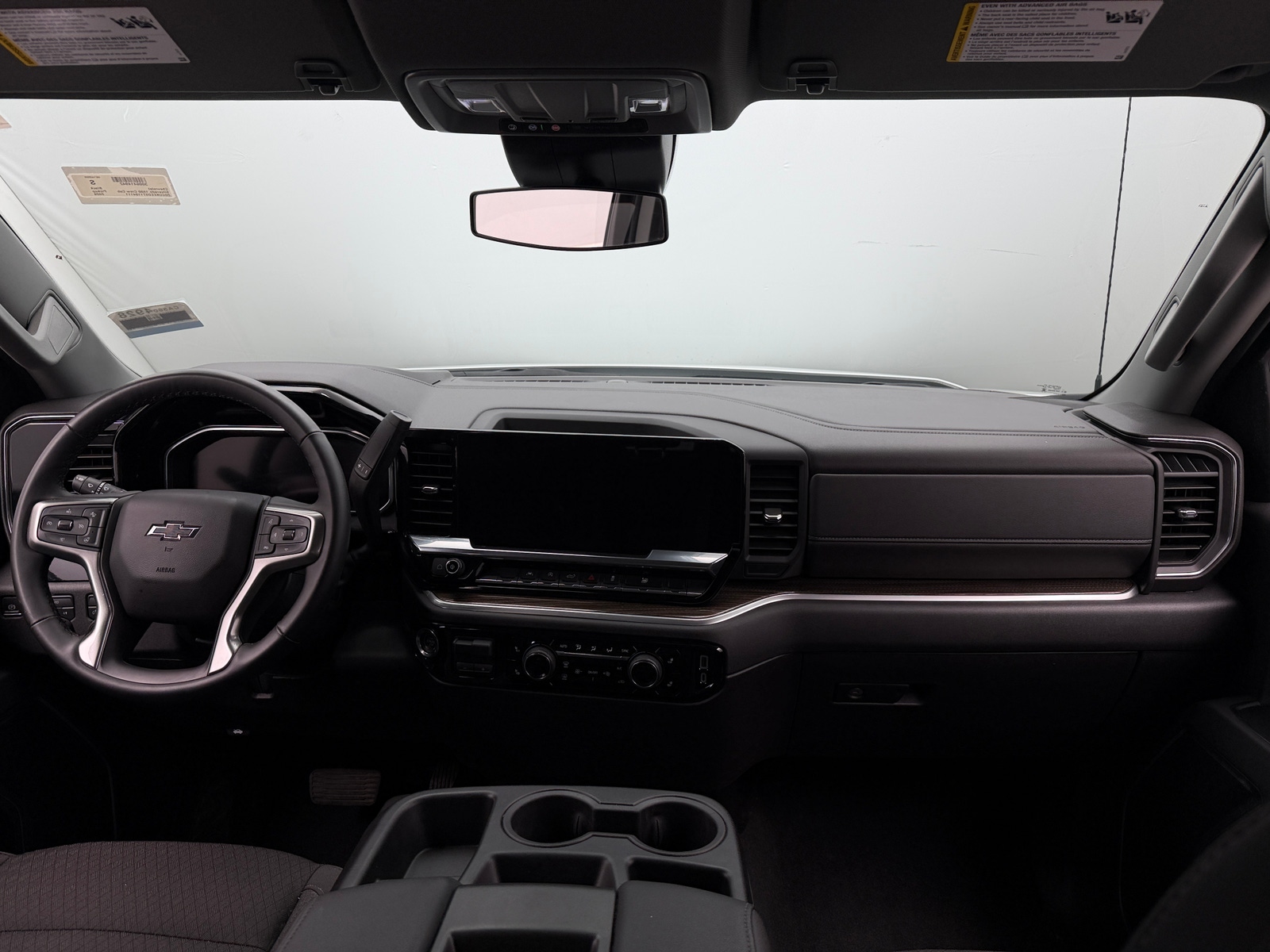 Thumbnail: 2026 Chevrolet Silverado 1500 - 3