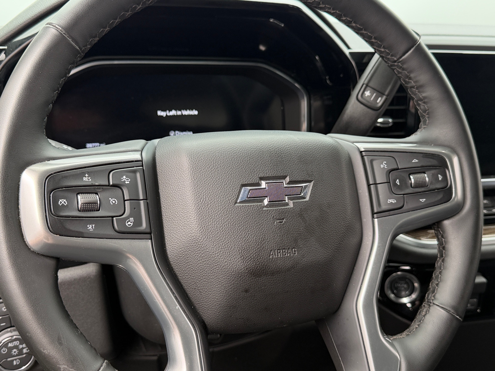 Thumbnail: 2026 Chevrolet Silverado 1500 - 5