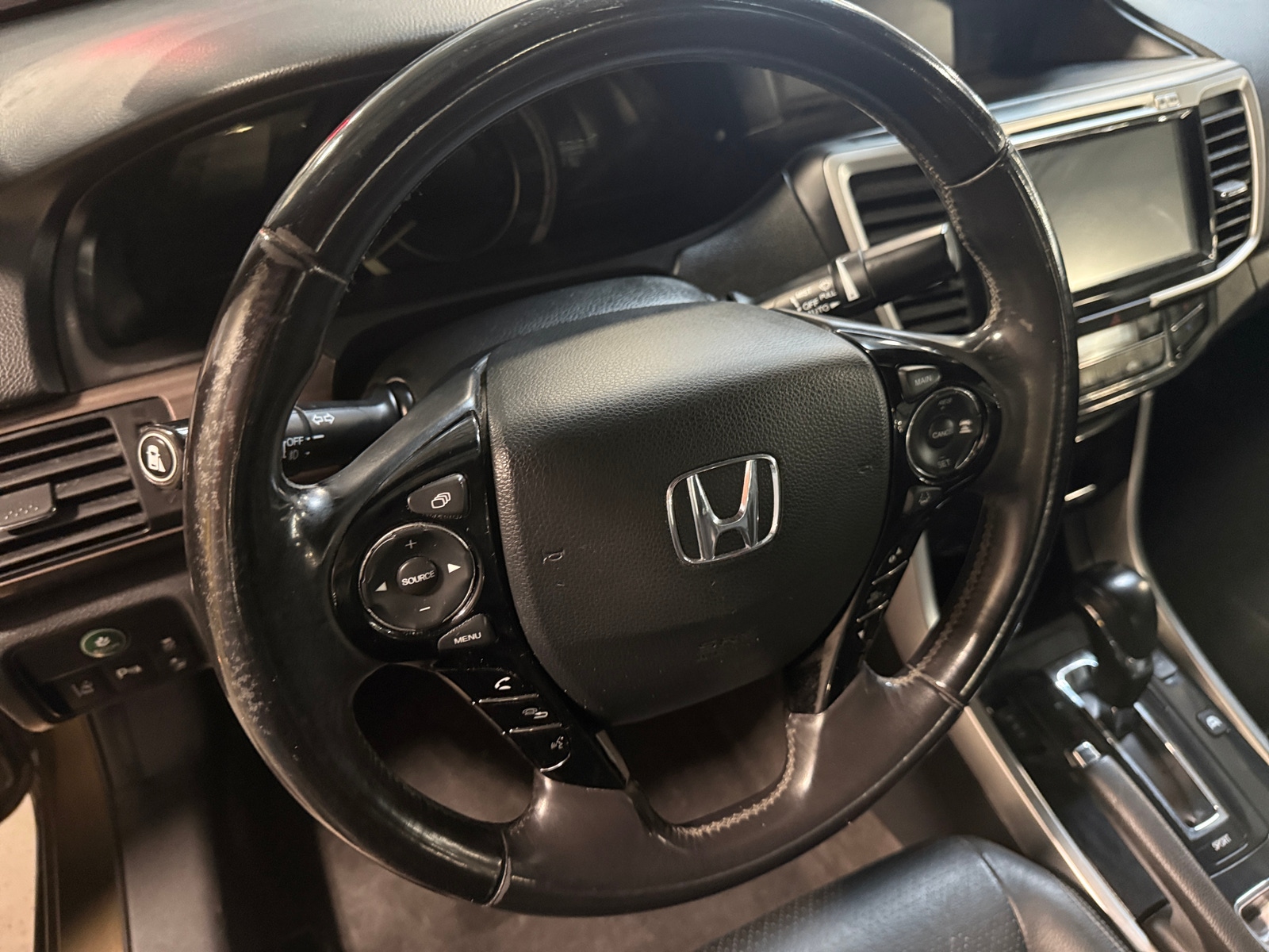 Thumbnail: 2017 Honda Accord - 4