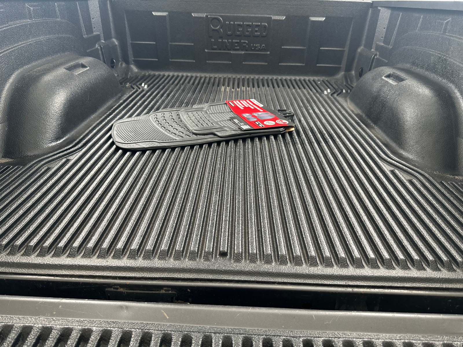 Thumbnail: 2020 RAM 1500 Classic - 7