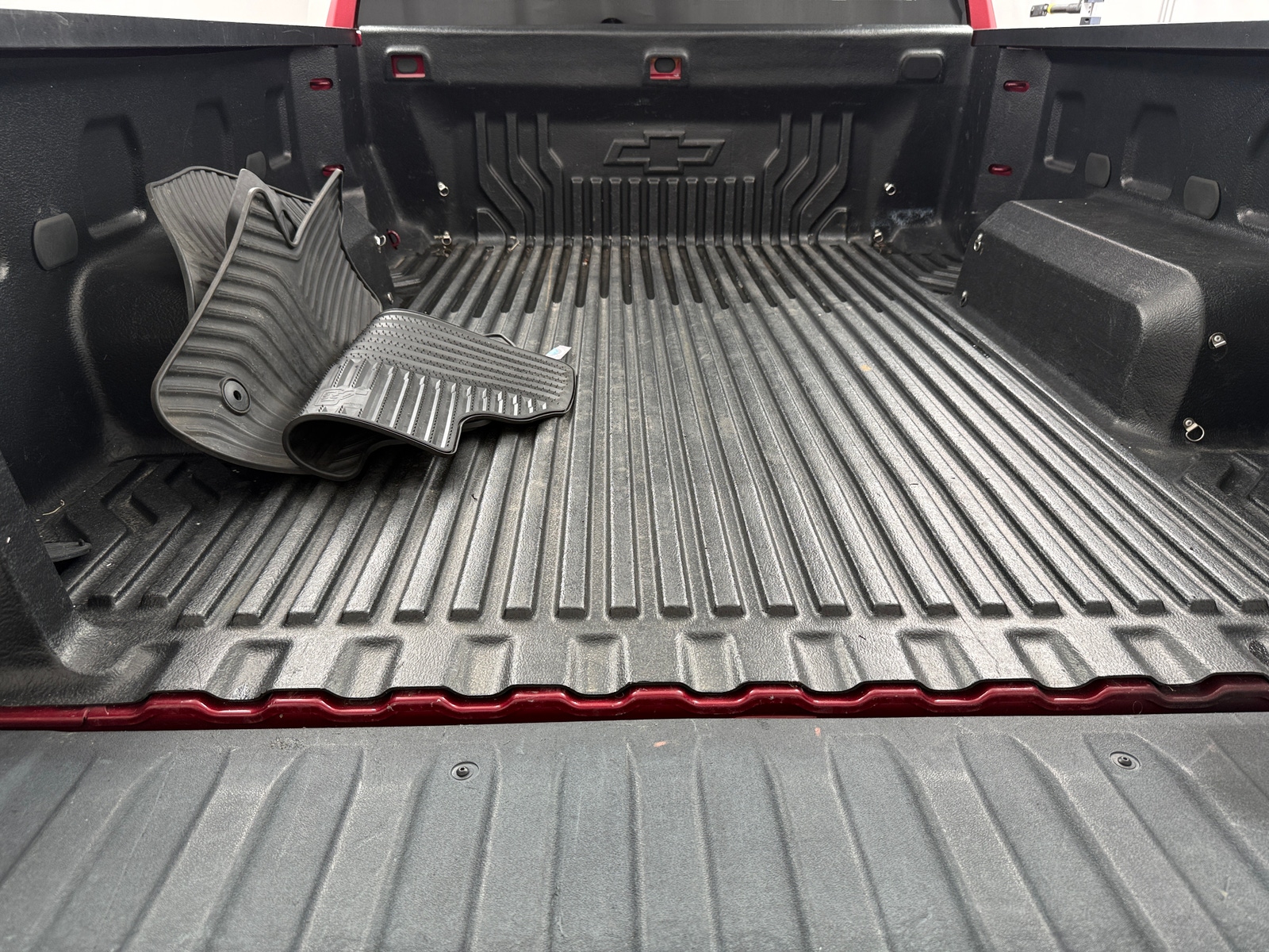 Thumbnail: 2020 Chevrolet Silverado 1500 - 7