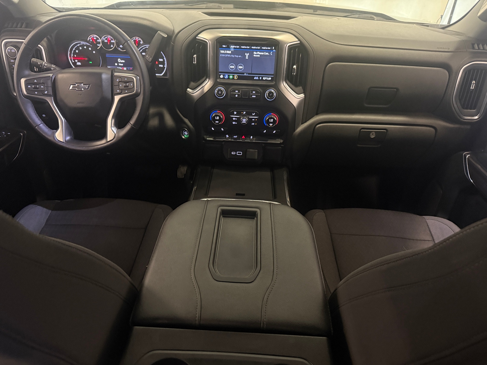 Thumbnail: 2022 Chevrolet Silverado 1500 - 3