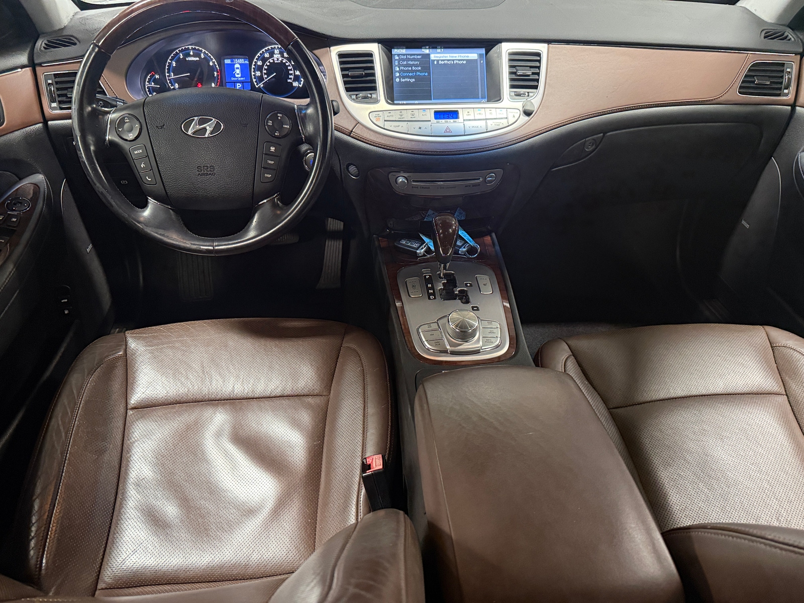 Thumbnail: 2011 Hyundai Genesis - 2