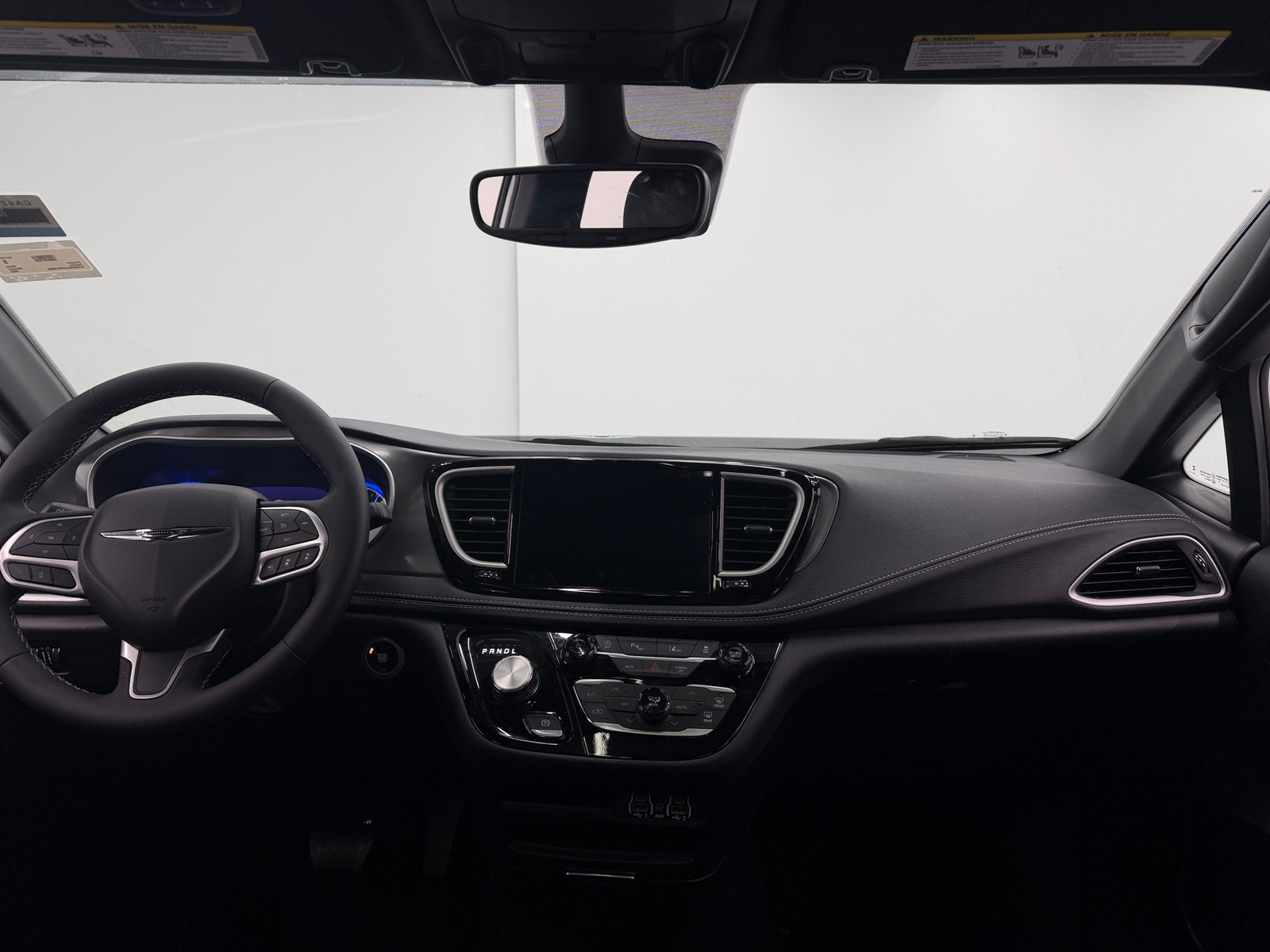 Thumbnail: 2025 Chrysler Pacifica - 2