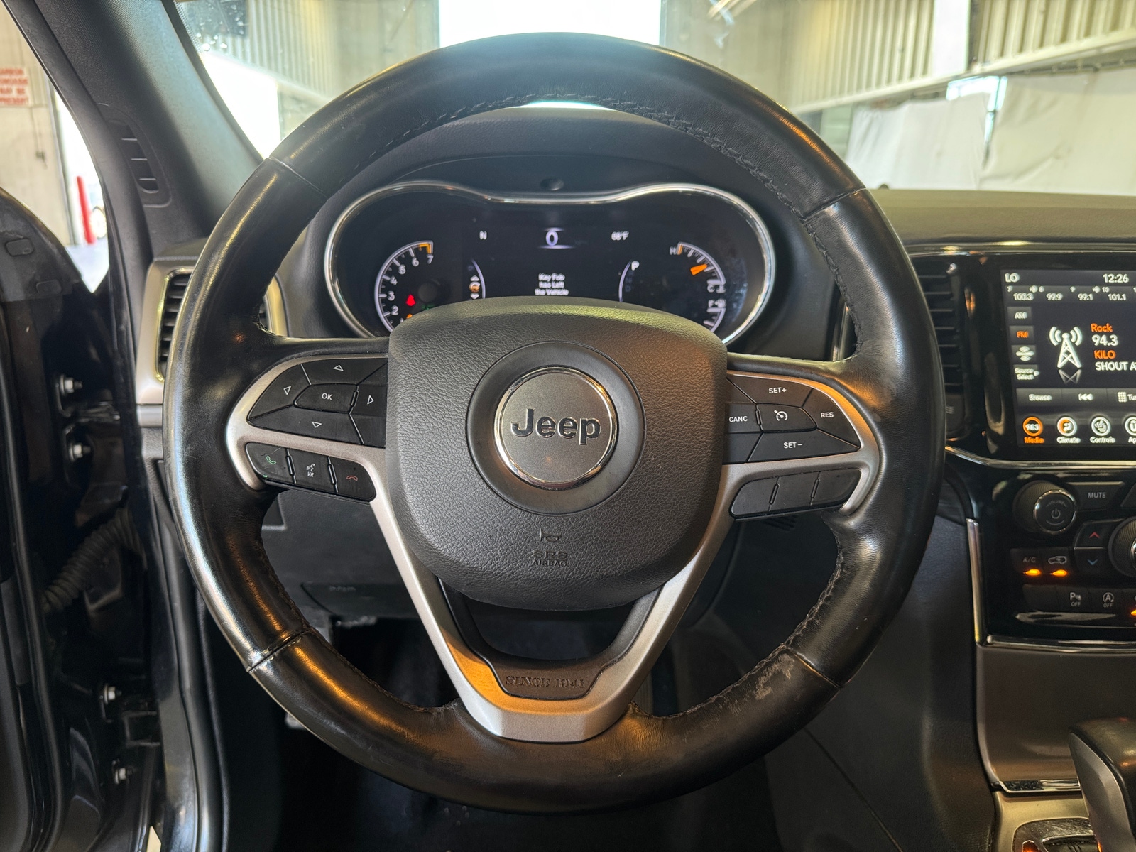 Thumbnail: 2020 Jeep Grand Cherokee - 4