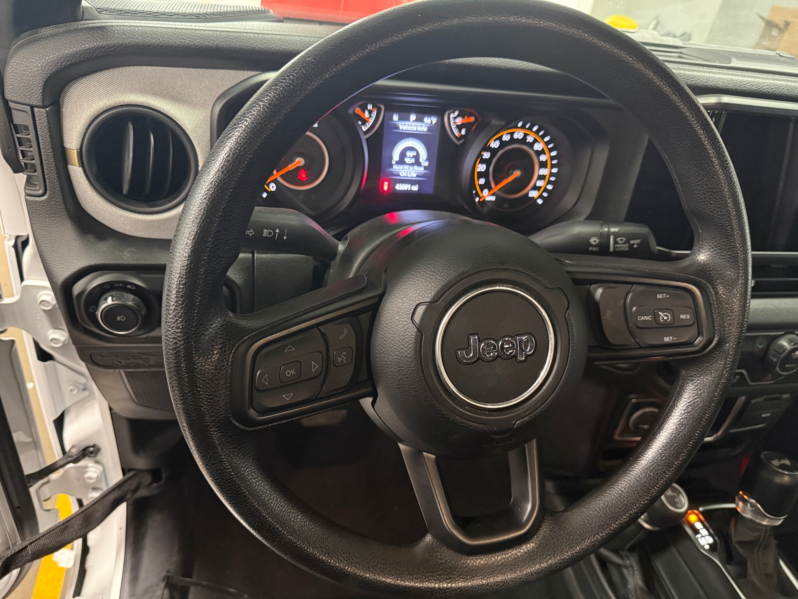 Thumbnail: 2024 Jeep Wrangler - 5