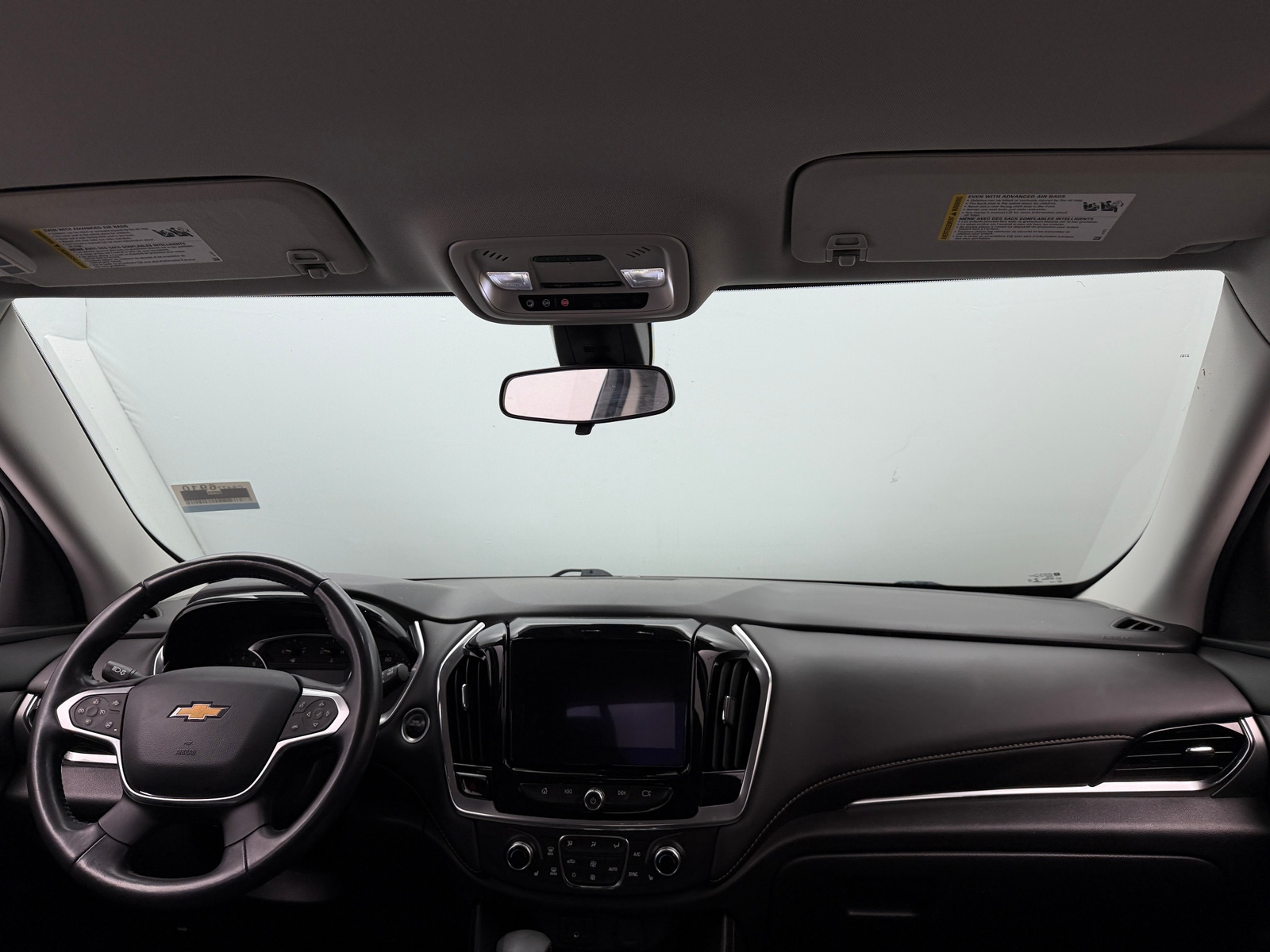 Thumbnail: 2021 Chevrolet Traverse - 3