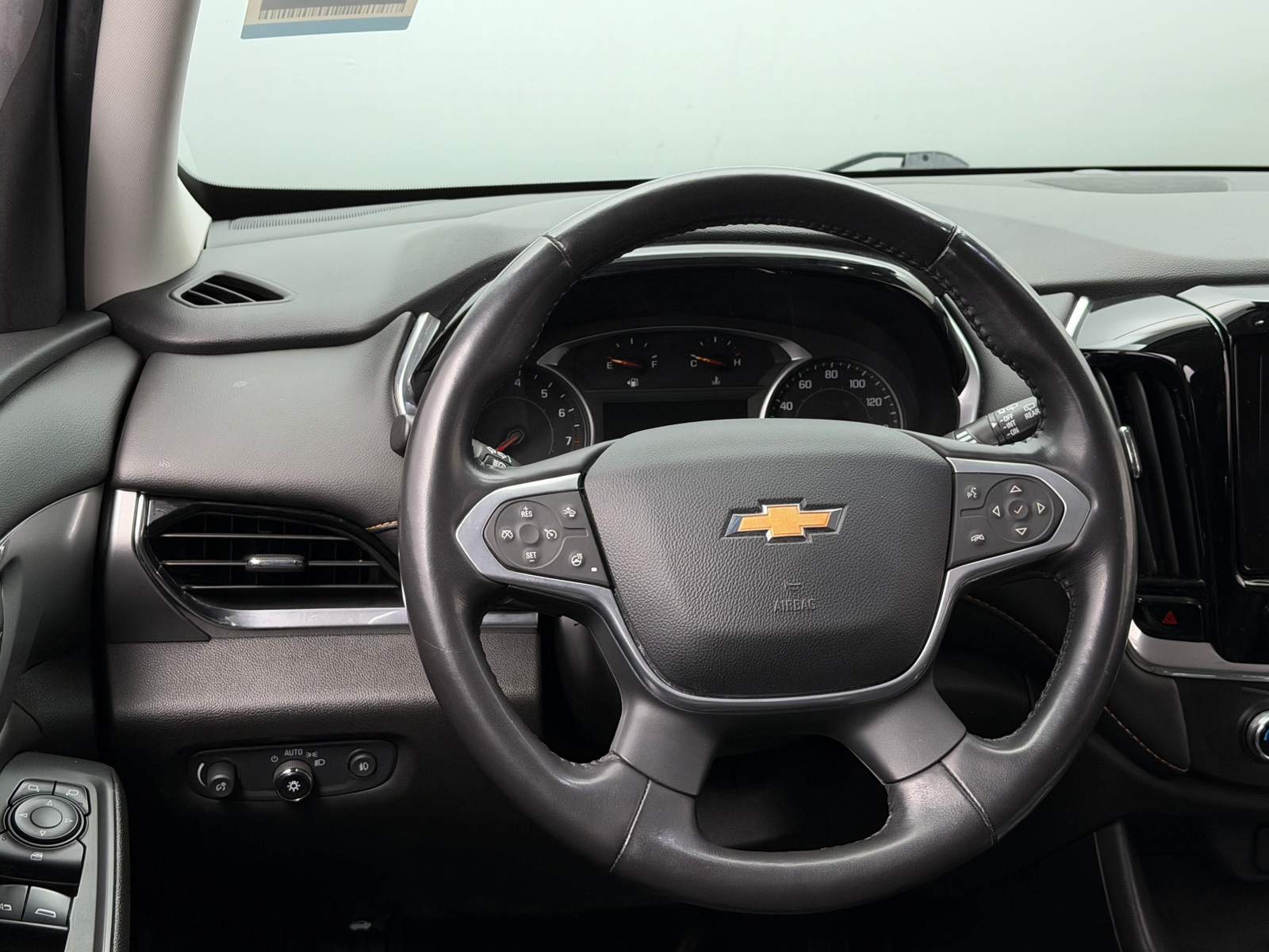 Thumbnail: 2021 Chevrolet Traverse - 5