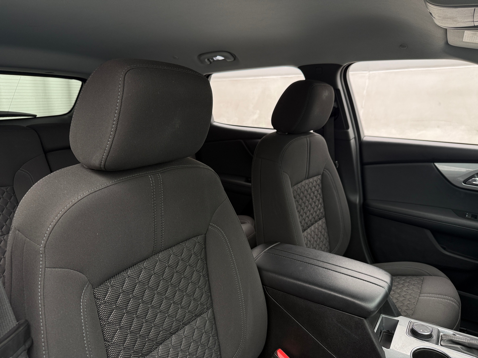 Thumbnail: 2019 Chevrolet Blazer - 2