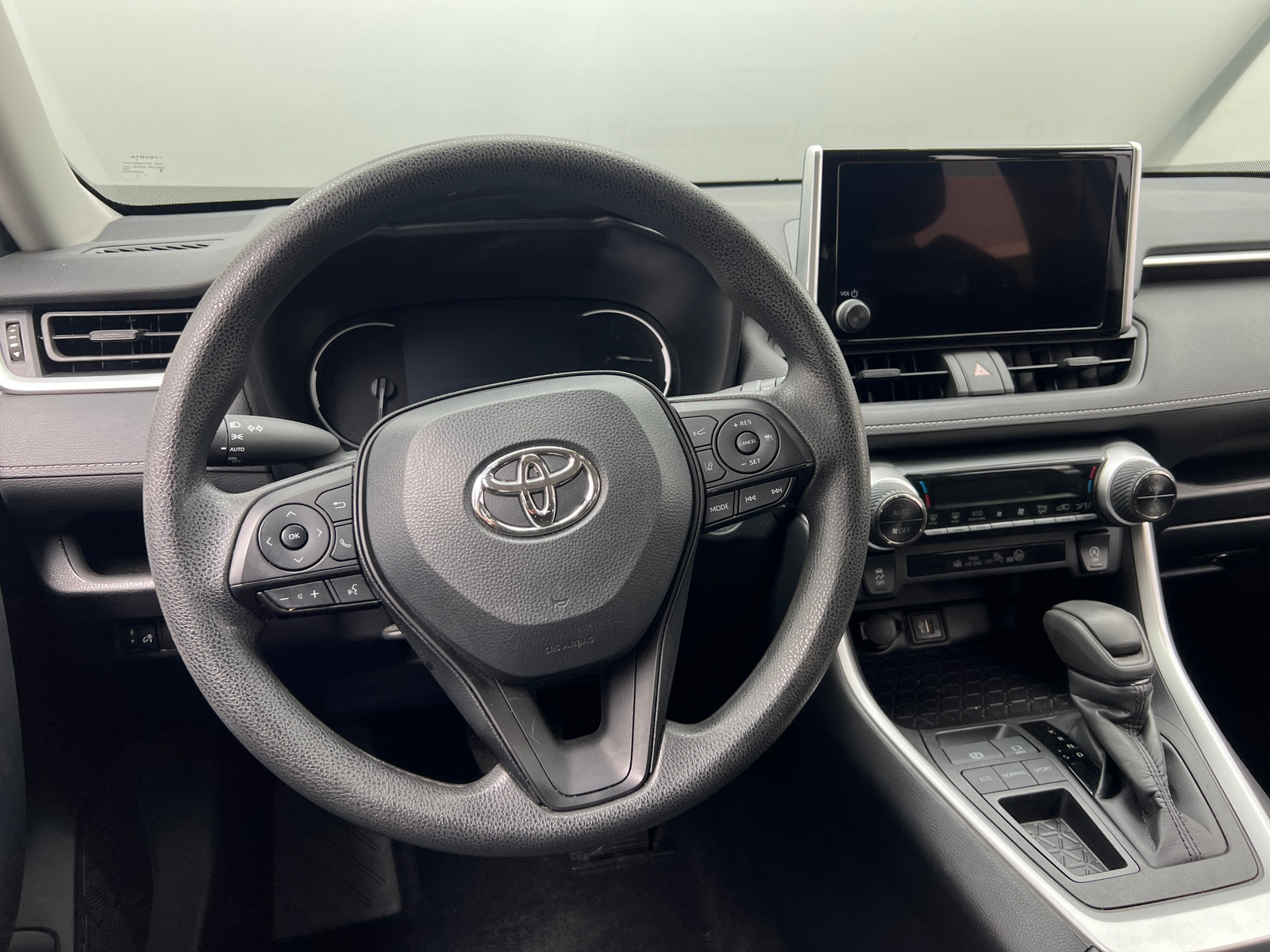 Thumbnail: 2024 Toyota RAV4 - 5