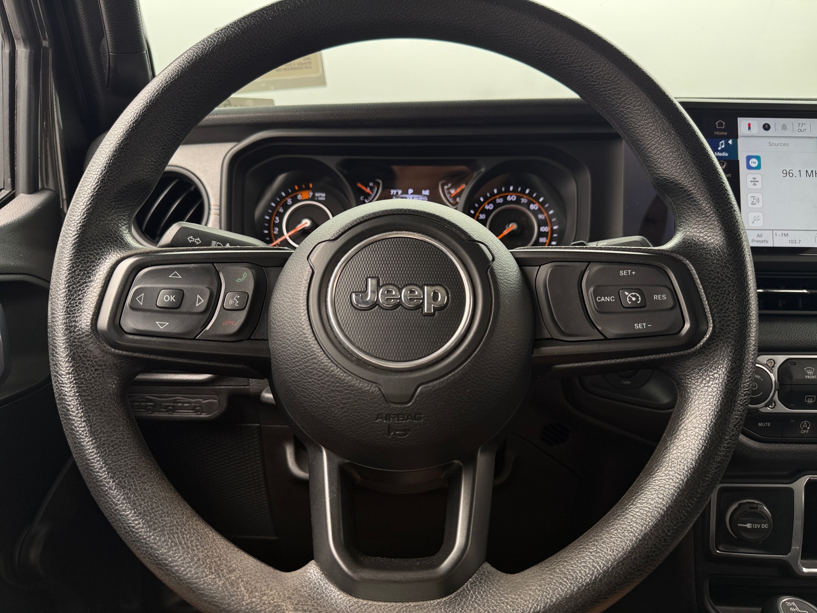 Thumbnail: 2024 Jeep Wrangler - 5