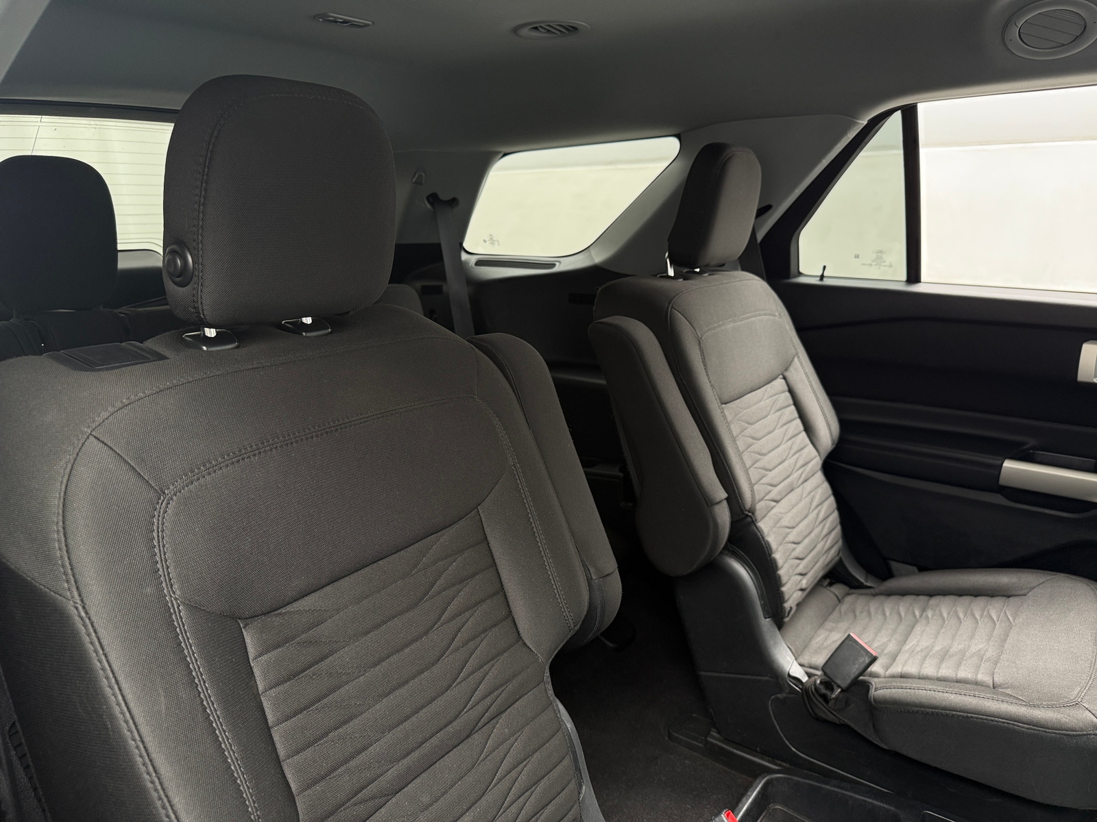 Thumbnail: 2020 Ford Explorer - 6