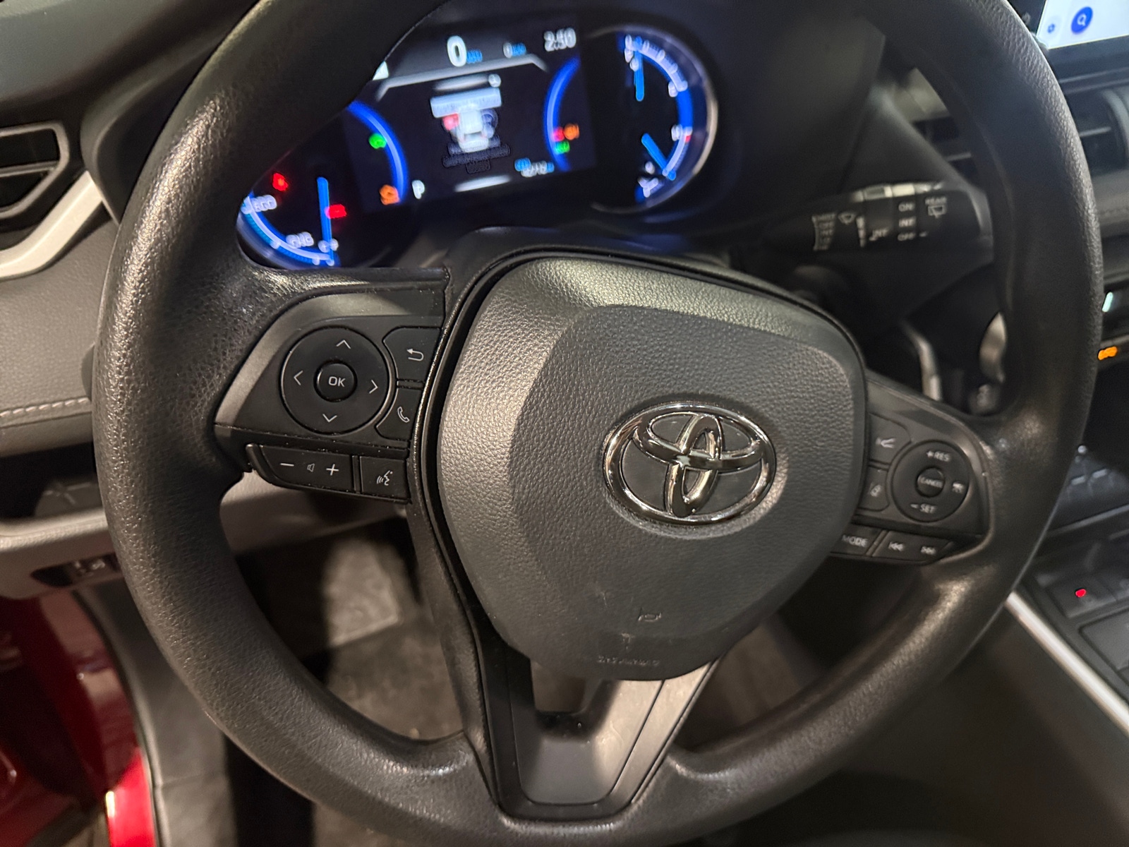 Thumbnail: 2025 Toyota RAV4 - 5