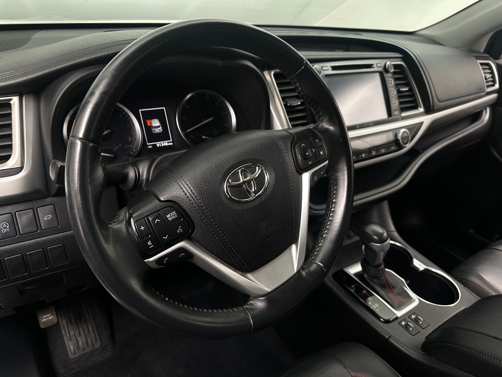 Thumbnail: 2019 Toyota Highlander - 4