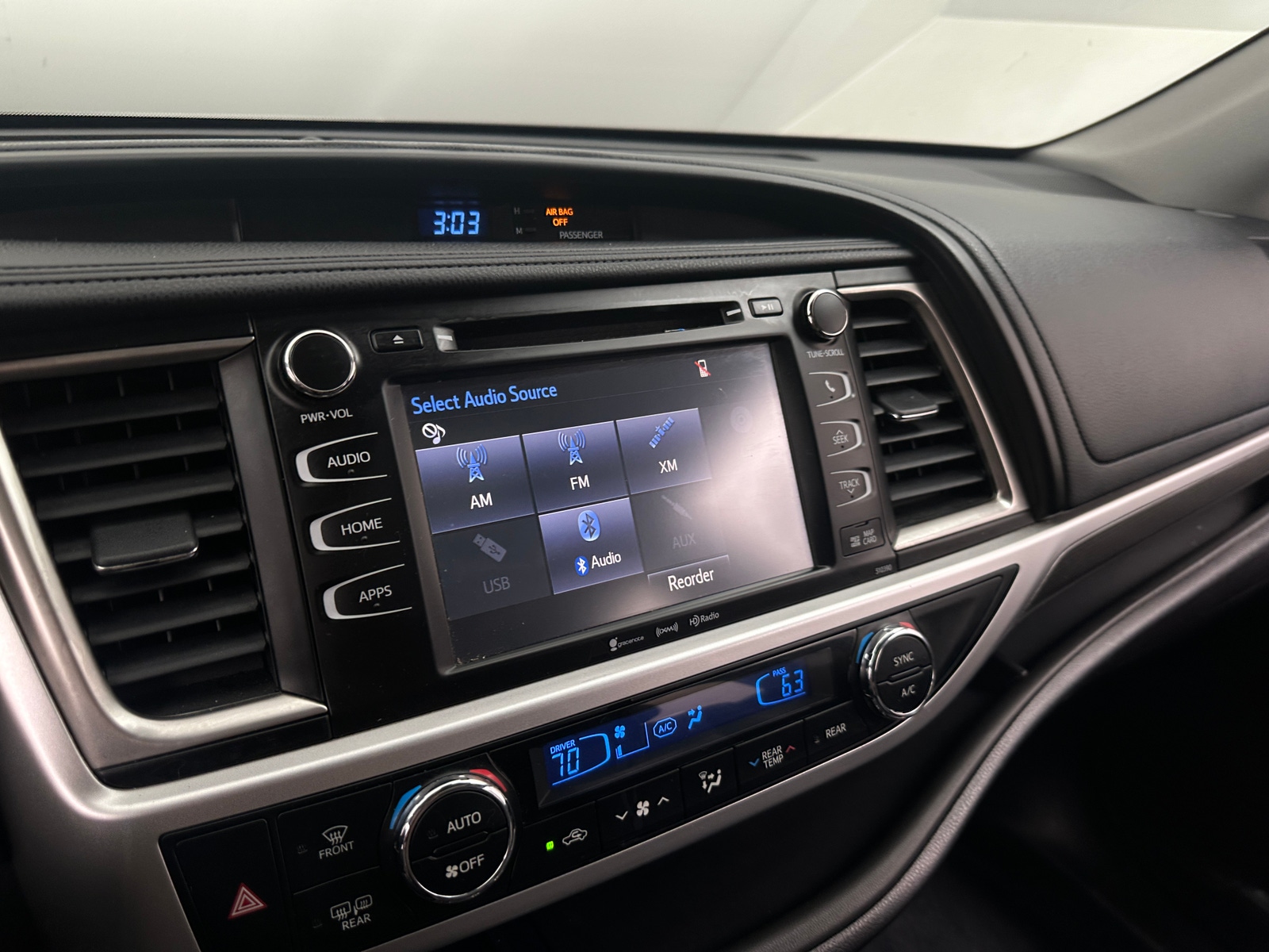 Thumbnail: 2019 Toyota Highlander - 3
