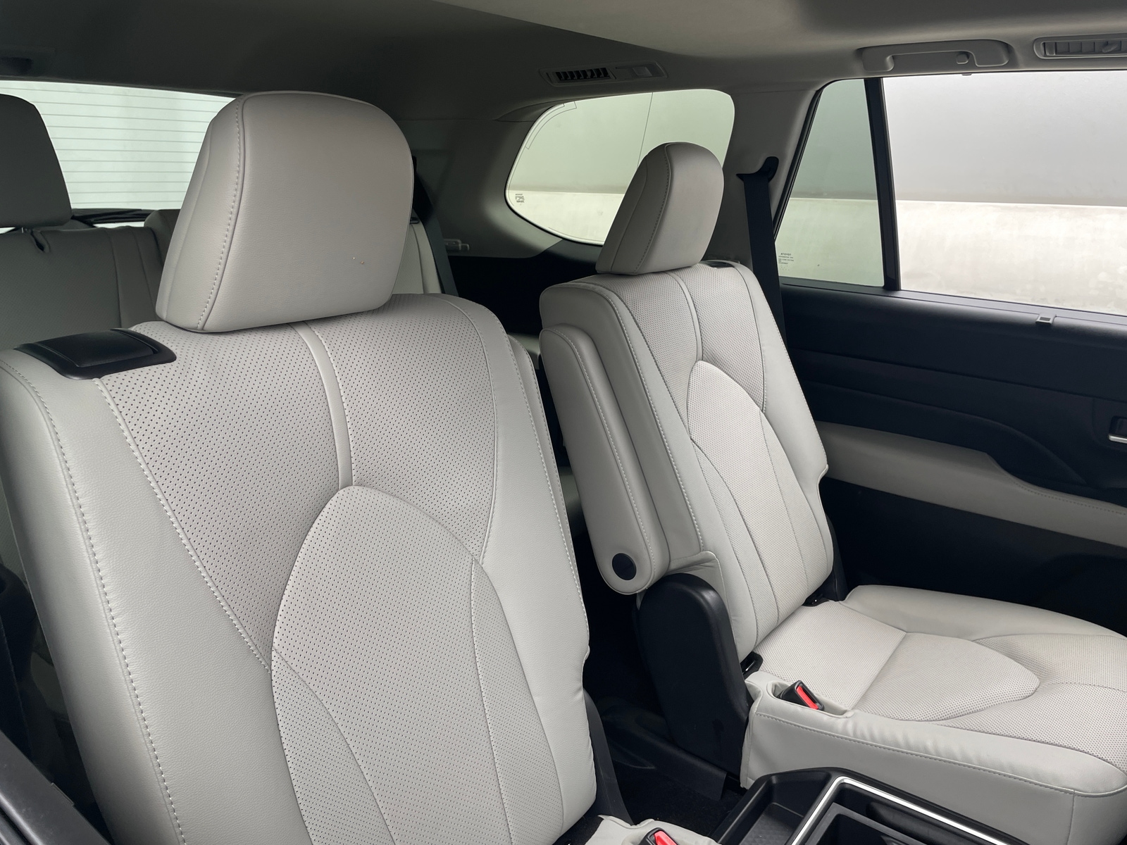 Thumbnail: 2025 Toyota Grand Highlander - 6