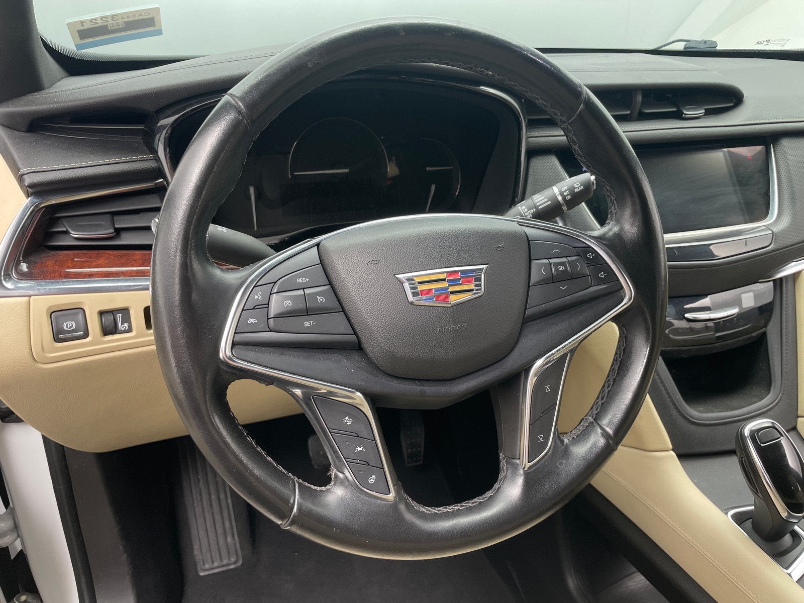 Thumbnail: 2019 Cadillac XT5 - 4