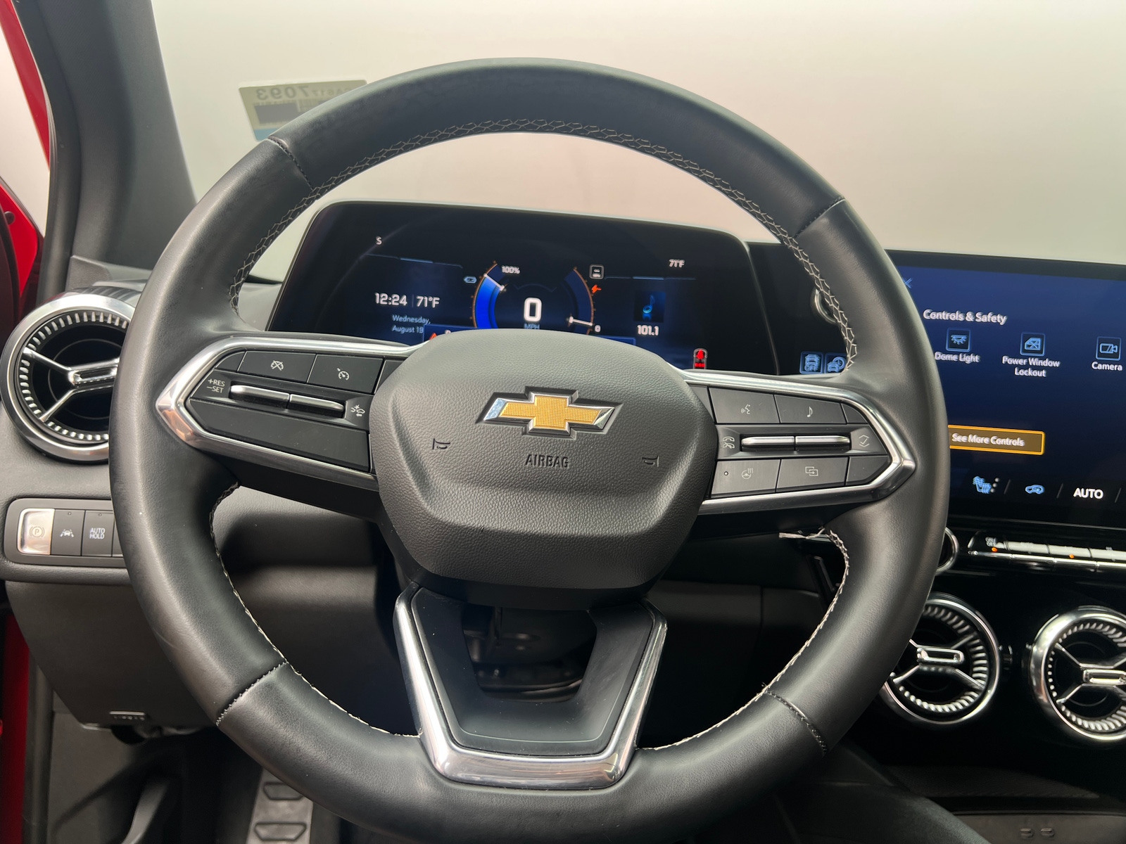 Thumbnail: 2024 Chevrolet Blazer EV - 4