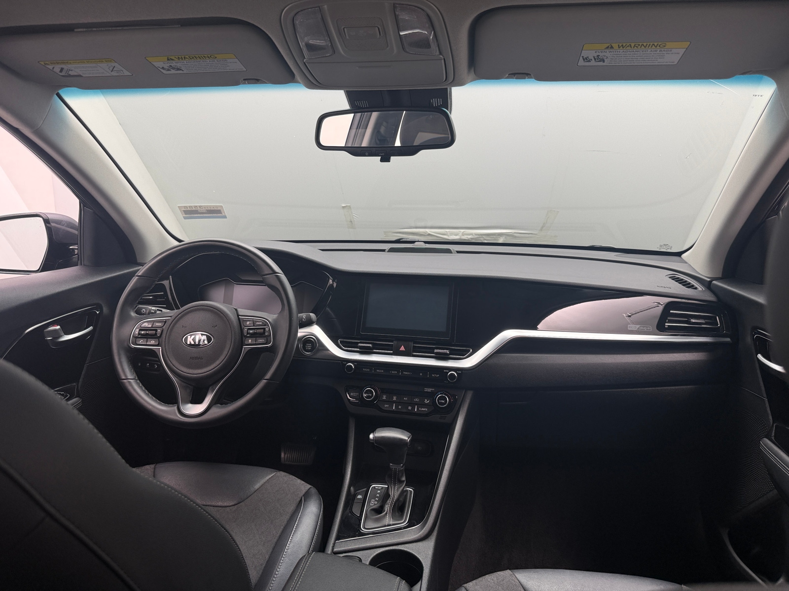 Thumbnail: 2020 Kia Niro - 3