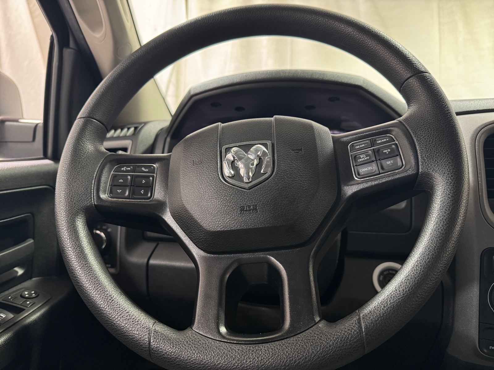 Thumbnail: 2023 RAM 1500 Classic - 5