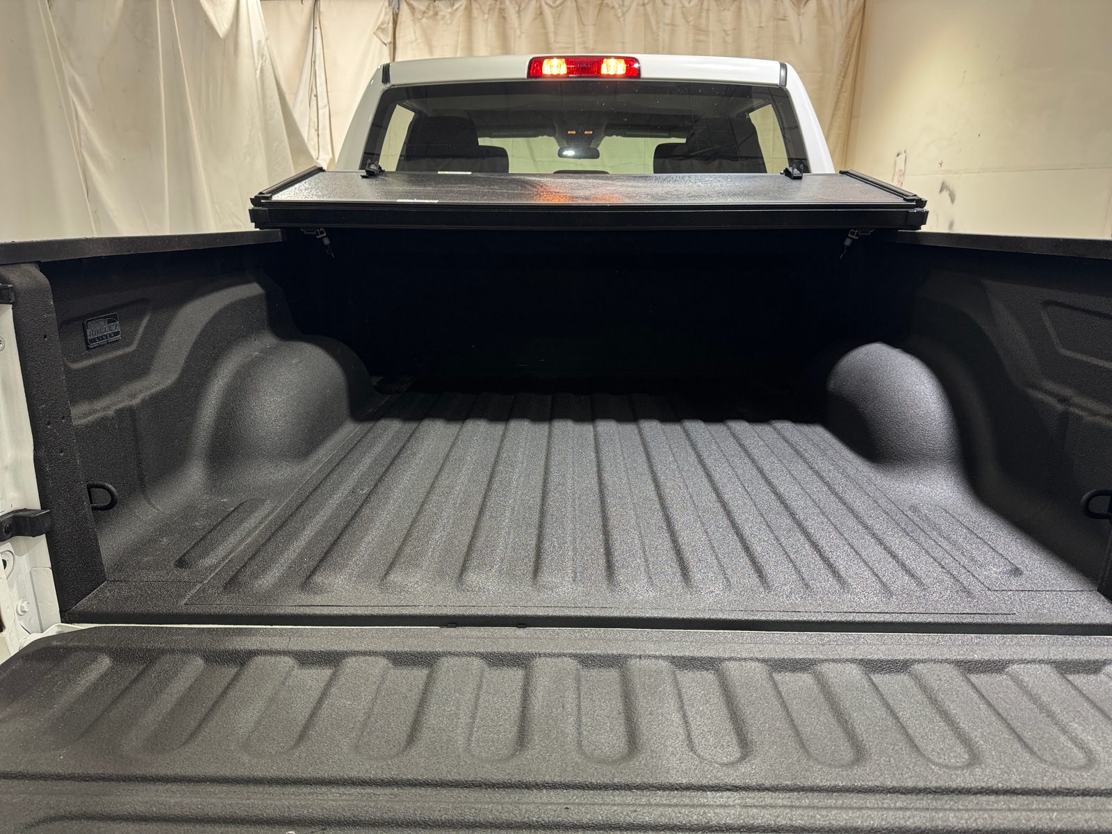 Thumbnail: 2023 RAM 1500 Classic - 7