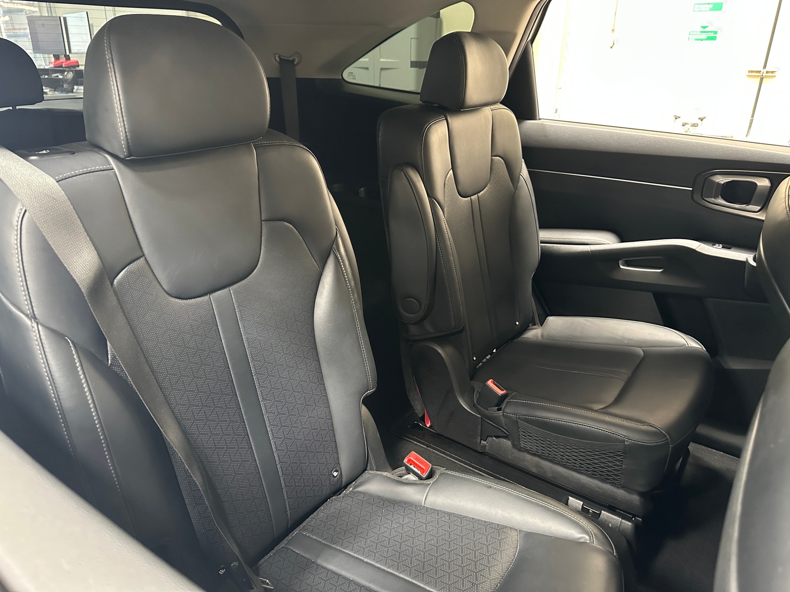Thumbnail: 2024 Kia Sorento - 5