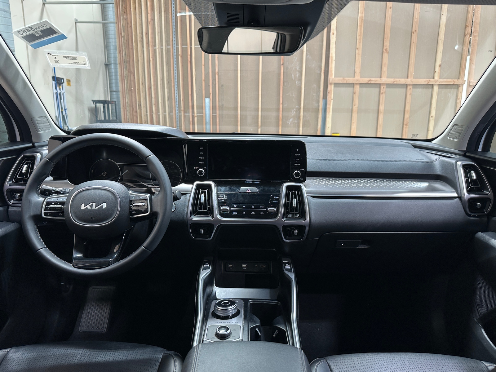 Thumbnail: 2024 Kia Sorento - 2