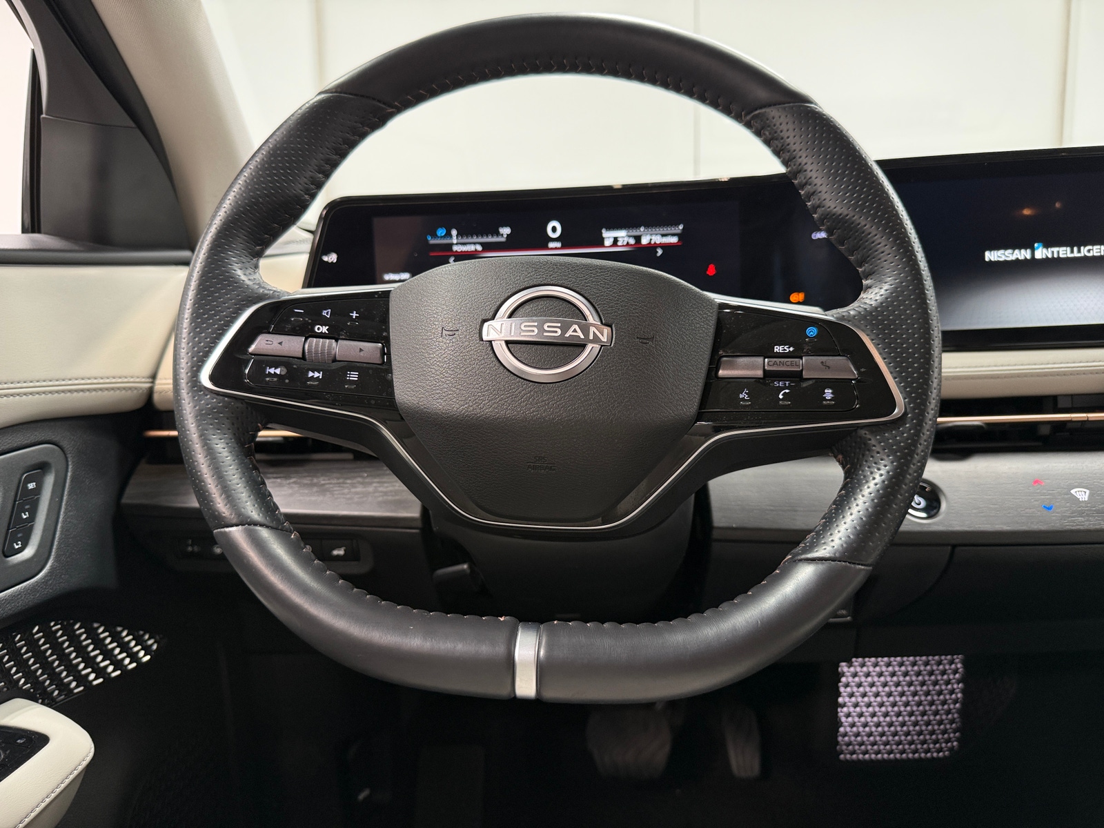 Thumbnail: 2023 Nissan Ariya - 4